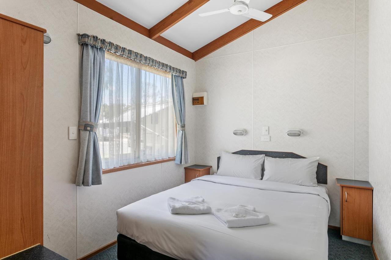 Big4 Moama Holiday Park Buitenkant foto